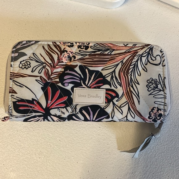 Vera Bradley‎ Ultralight RFID Accordion Wristlet Wallet in Sun Washed Tropical - Picture 7 of 7